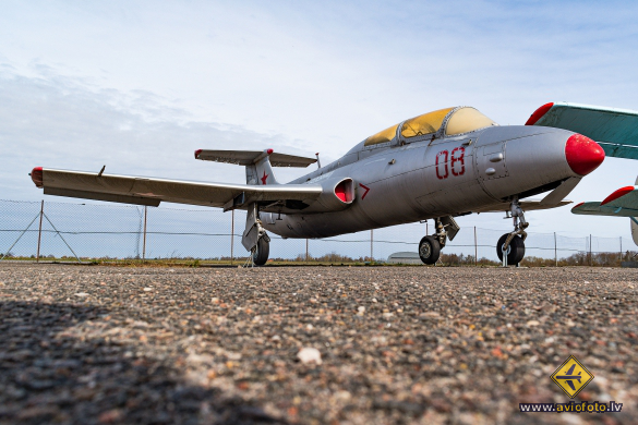 Aero L-29 Delfin